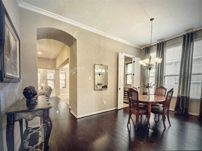 Foto del edificio - 2414 Sweetwater Ln