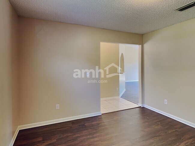 Building Photo - 11367 Monument Landing Blvd