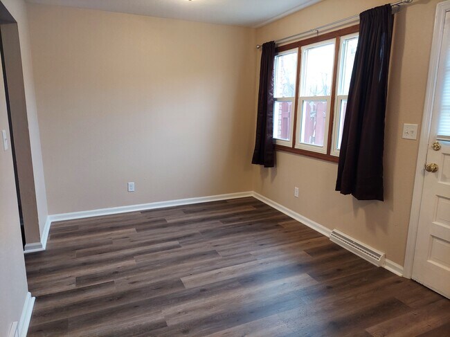 Foto del edificio - 4556 Apple Orchard Ln