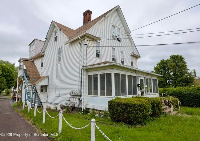 Foto del edificio - 1731 Wayne Ave
