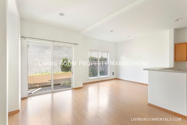 Foto del edificio - 3715 NE Grand Ave