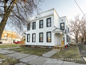 Building Photo - 626 Bush St