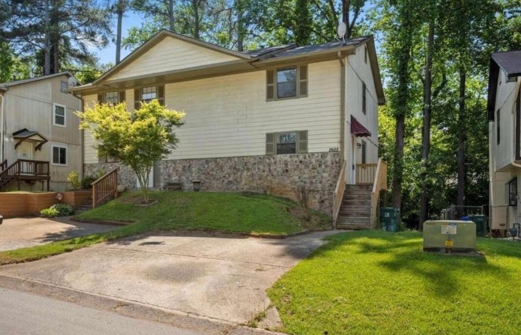 Primary Photo - 2622 Park Rd