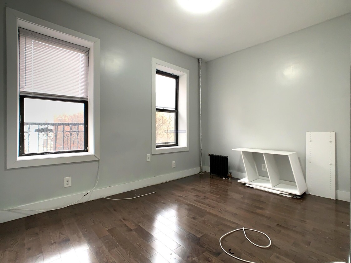 Foto principal - 148 W 142nd St