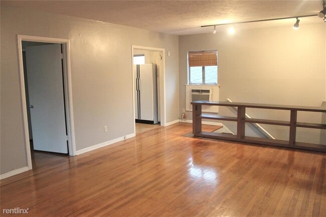 Building Photo - 1 br, 1 bath House - 1701 Kipling Street 3...