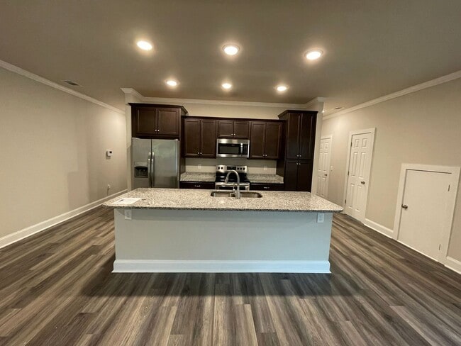 Building Photo - PRE-LEASING FOR AUGUST 2026!