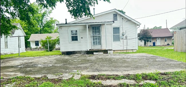 Building Photo - Charming 1-Bedroom Rental in the Heart of ...