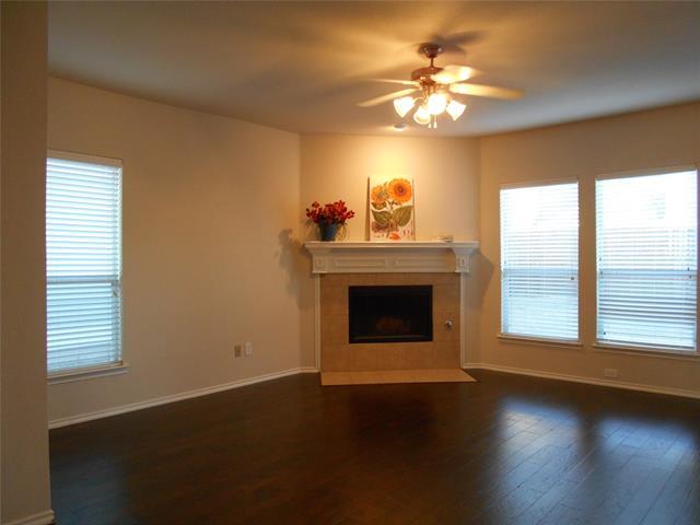 Building Photo - 9904 Tanglebrush Dr