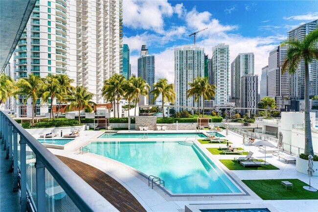 Foto del edificio - 90 SW 3rd St