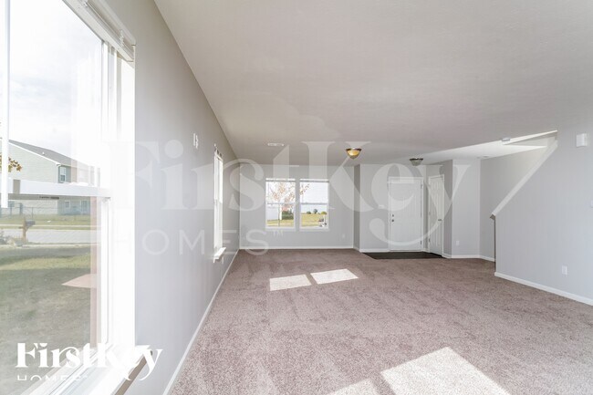 Foto del edificio - 3243 Grove Berry Ln