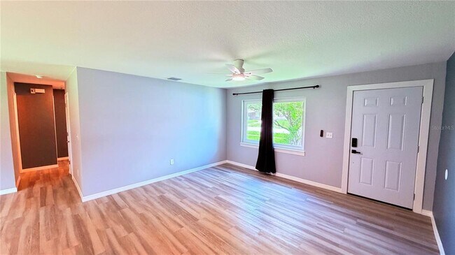 Foto del edificio - 5130 Lescot Ln
