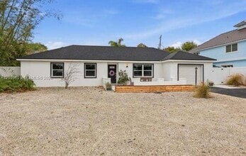 Building Photo - 1516 Seabrook Rd