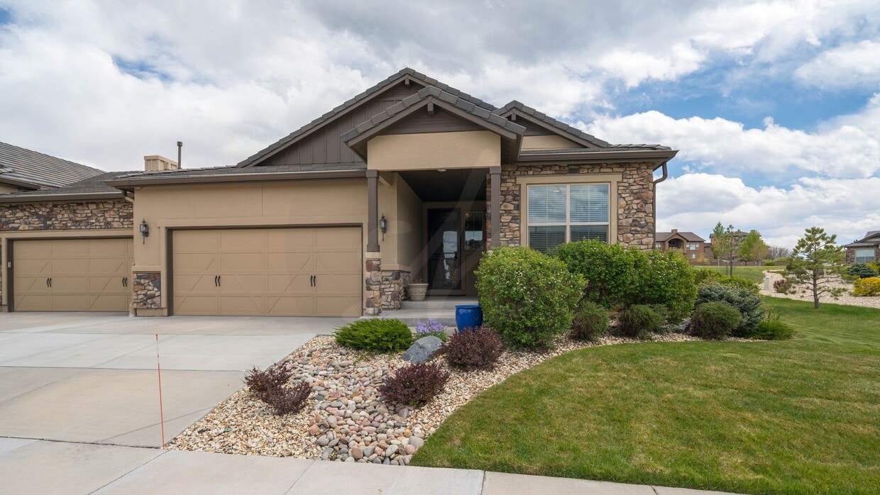 Primary Photo - Stunning 4 Bedroom Patio Home in Flying Horse