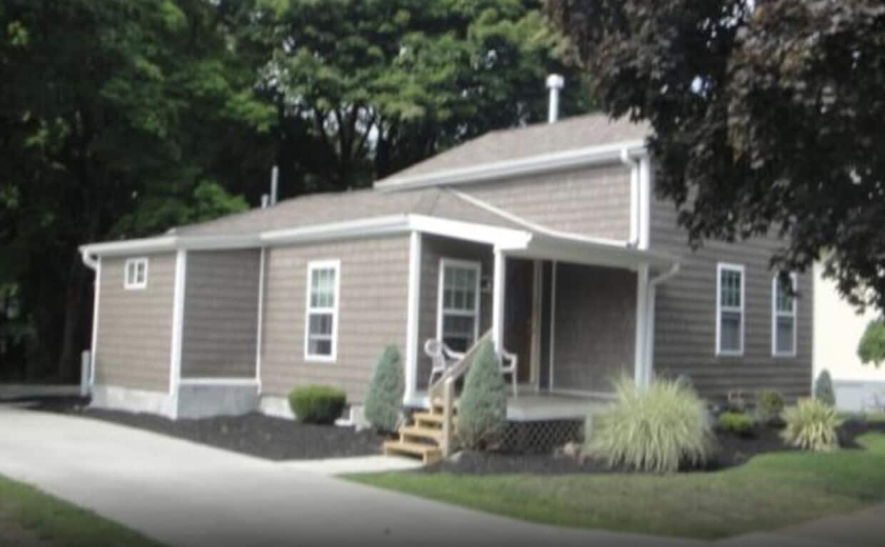 28 White Condo for Rent in Fredonia, NY