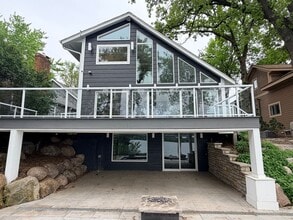 Building Photo - 176 Peninsula Rd