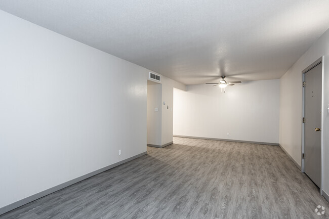 2HAB, 1BA - 855 ft² - Fieldhouse View Apartments