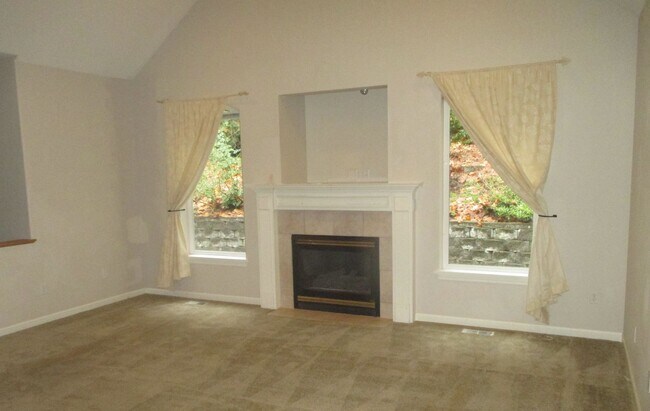 Foto del edificio - **$250 Move In Special**Beautiful 3 Bed 3 Bath Home in Gig Harbor