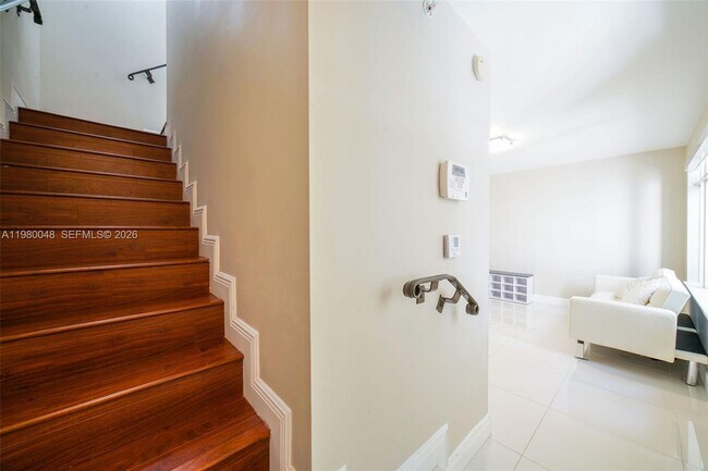 Foto del edificio - 2729 NE 184th Way