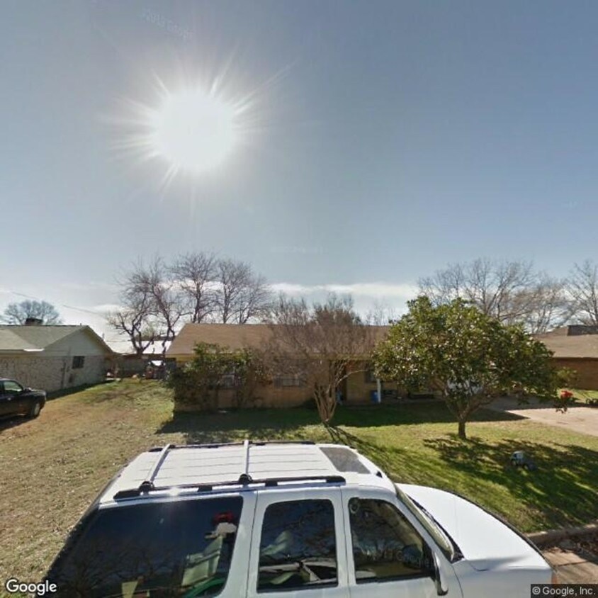 1908 west point tap House Rental in Palestine, TX