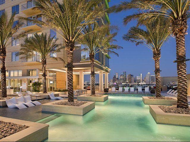 Foto principal - Bright 2 Bedroom Apartment: Sunlit Urban H...