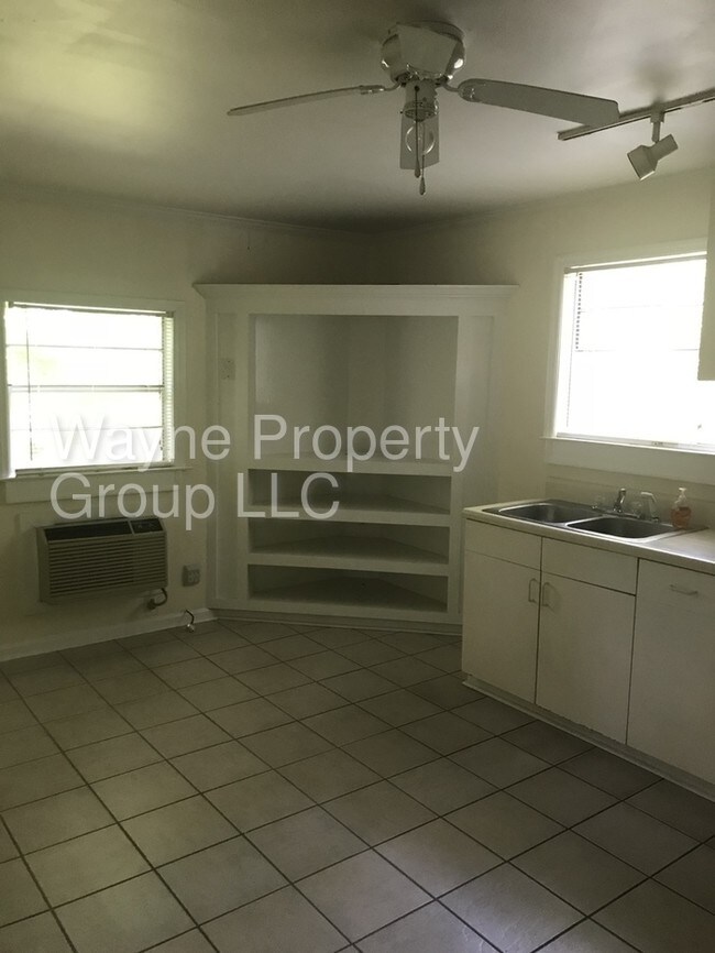 Building Photo - 1343 Lanier Pl NE