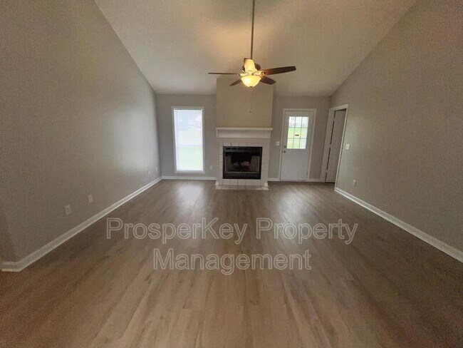 Building Photo - 6048 Buxton Dr