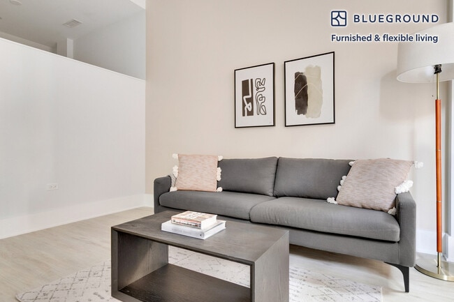 Foto del edificio - 812 W Adams St