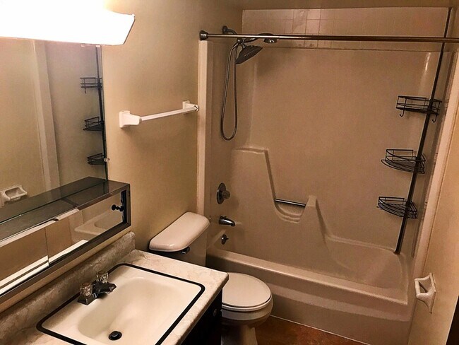 Foto del edificio - 10830 W Florist Ave