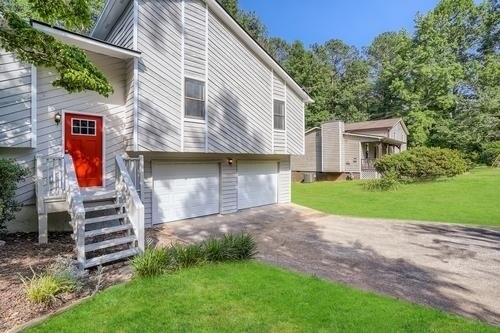 Building Photo - 2520 Amberwood Dr SW