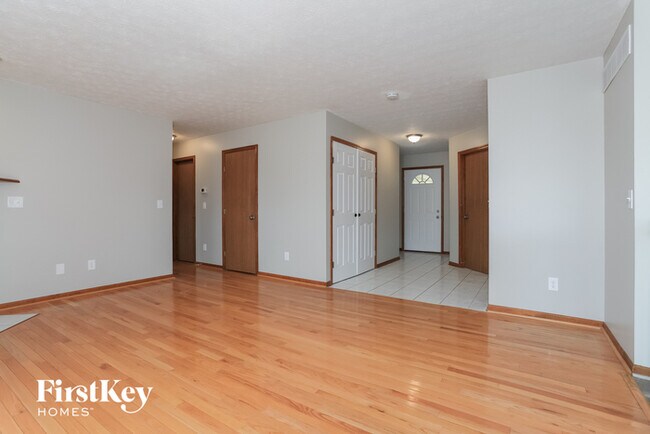 Building Photo - 6517 Kristine Dr