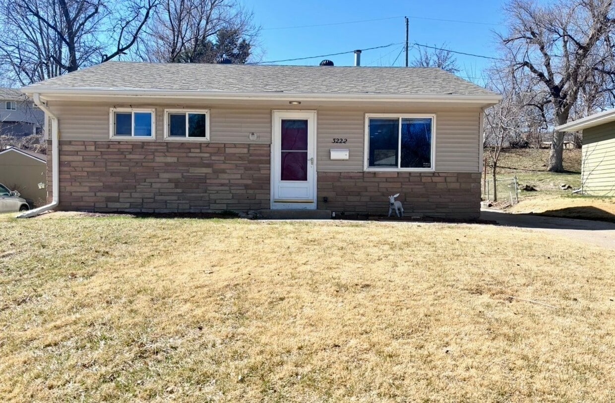 Photo - 3222 S 40th St – Freshly Renovated 2 Bed/1 Bath Ranch | Detached Garage, New Flooring Throughout