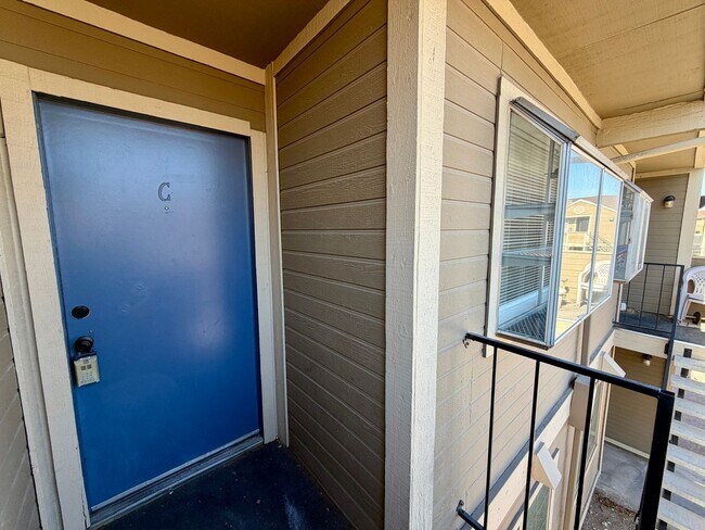 Building Photo - 2704 Aarondavid Dr