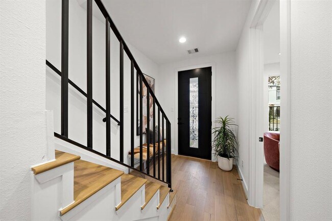 Foto del edificio - 2617 Jackson St
