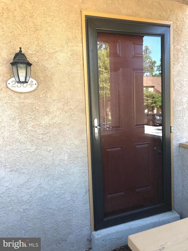 Foto del edificio - 2504 Winterbridge Ln