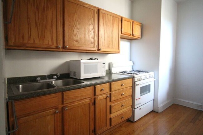 Foto del edificio - 4947 N Whipple St