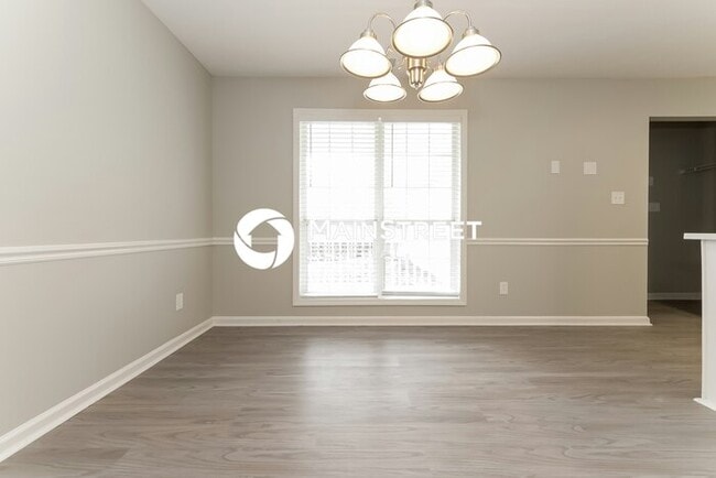 Building Photo - 105 Timberwood Dr