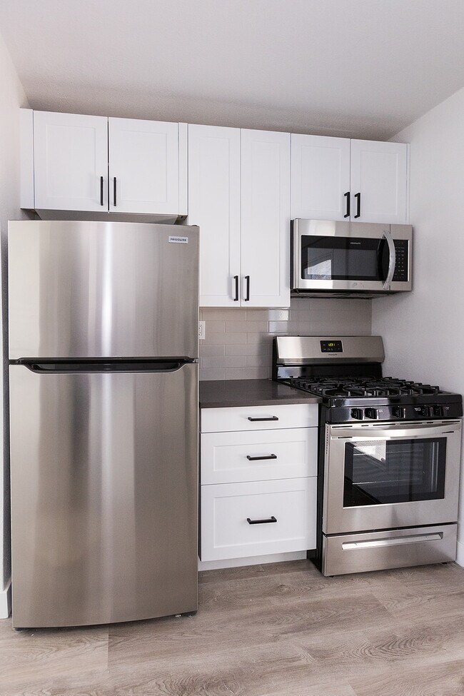 Foto del edificio - 833 E Turney Ave
