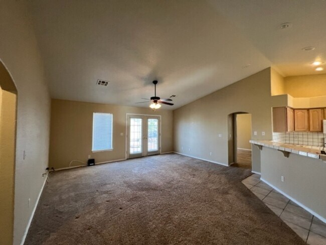 Building Photo - 2975 Camino Encanto