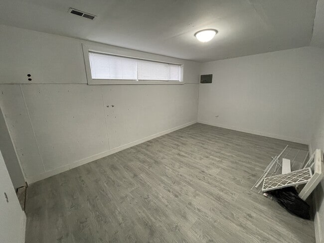 Photo du bâtiment - 32422 Hillcrest Ave