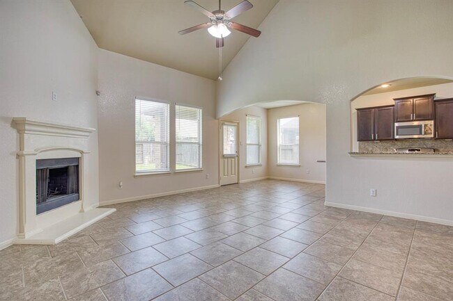 Building Photo - 24414 Bella Florence Dr