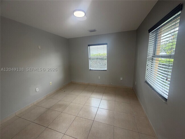 Foto del edificio - 16925 SW 94th Ave