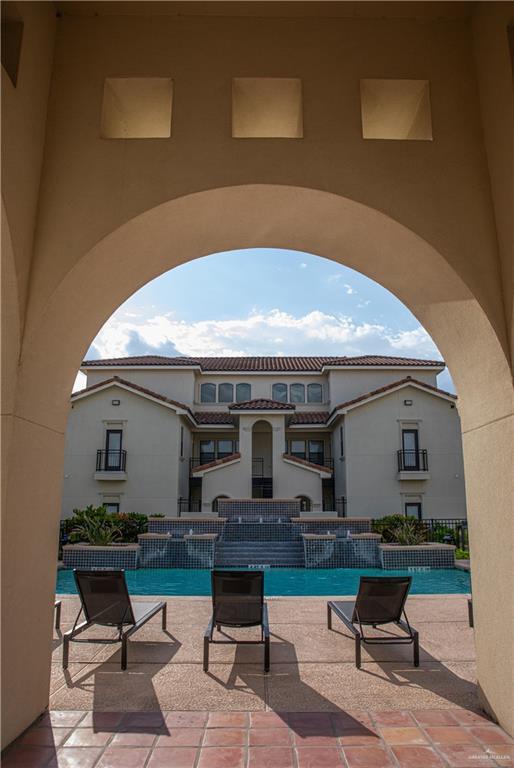 Building Photo - 10 South St