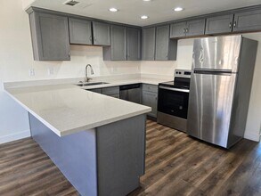 Building Photo - 4429 N 53rd Ln