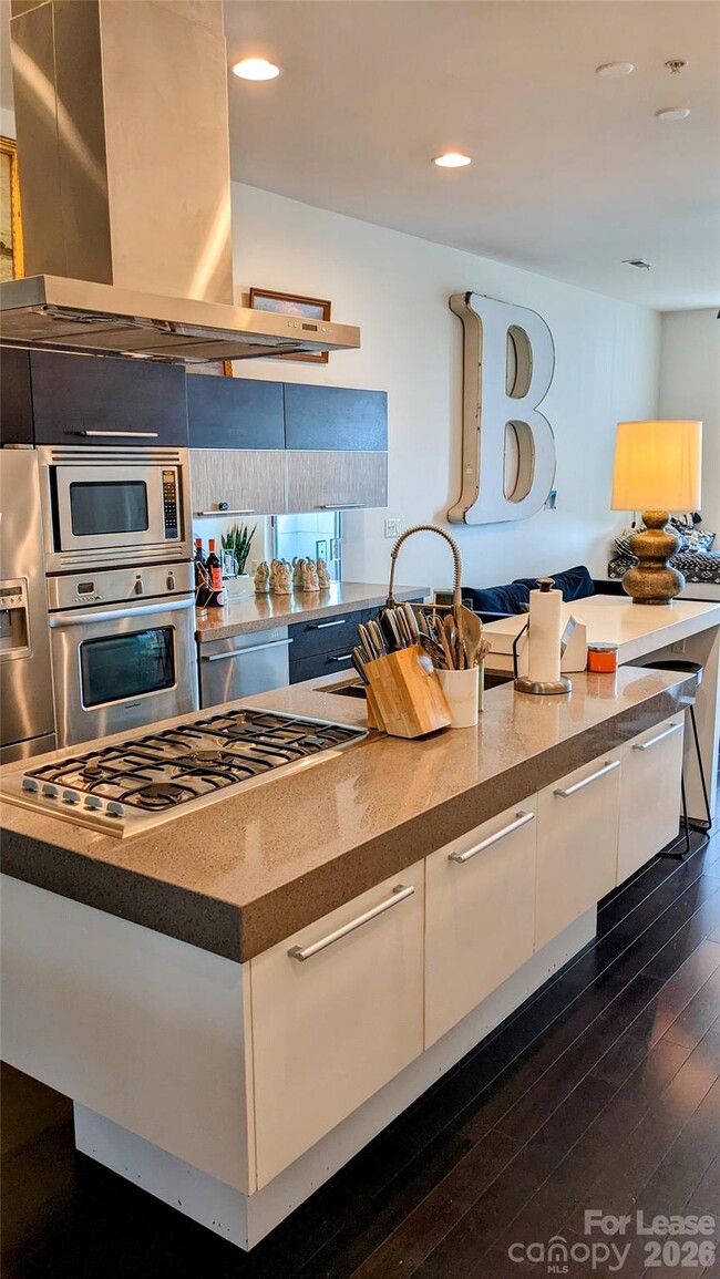 Foto del edificio - 341 Viburnum Way Ct