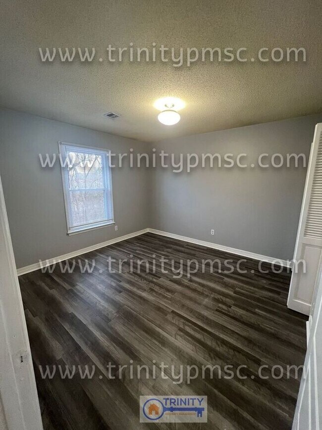 Foto del edificio - Talk about UPGRADES!!