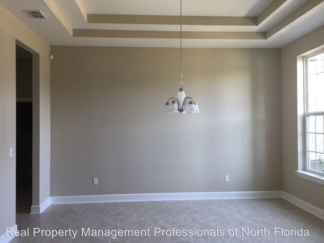 Building Photo - 117 S Durbin Pky