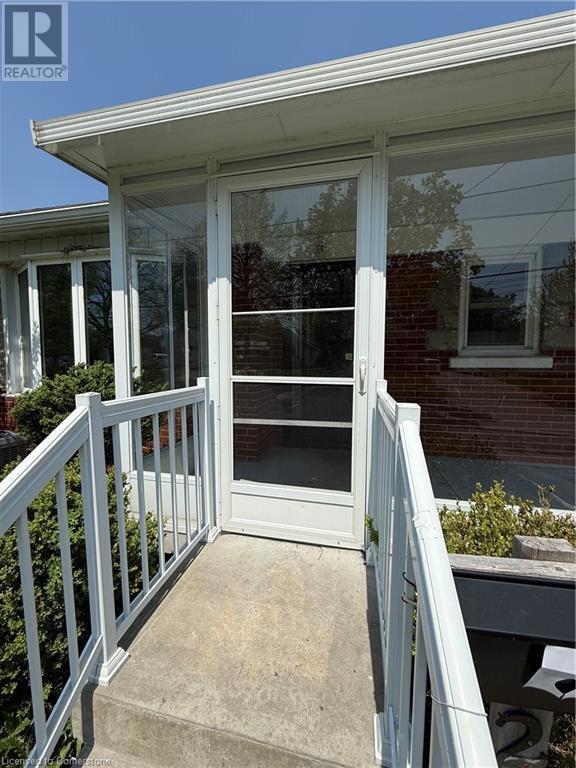 Building Photo - 210 Greenwood Ave