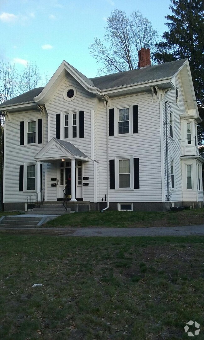 Building Photo - 167 Pleasant St