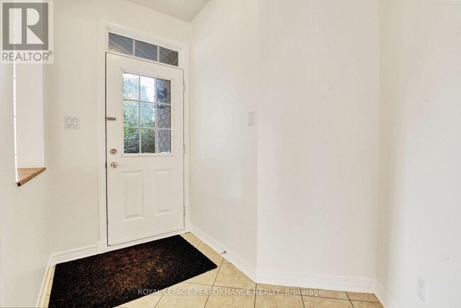 Building Photo - 22 Mountain Ash Dr