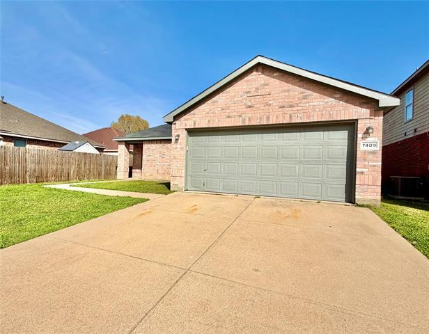 Foto del edificio - 7409 Cresswell Dr